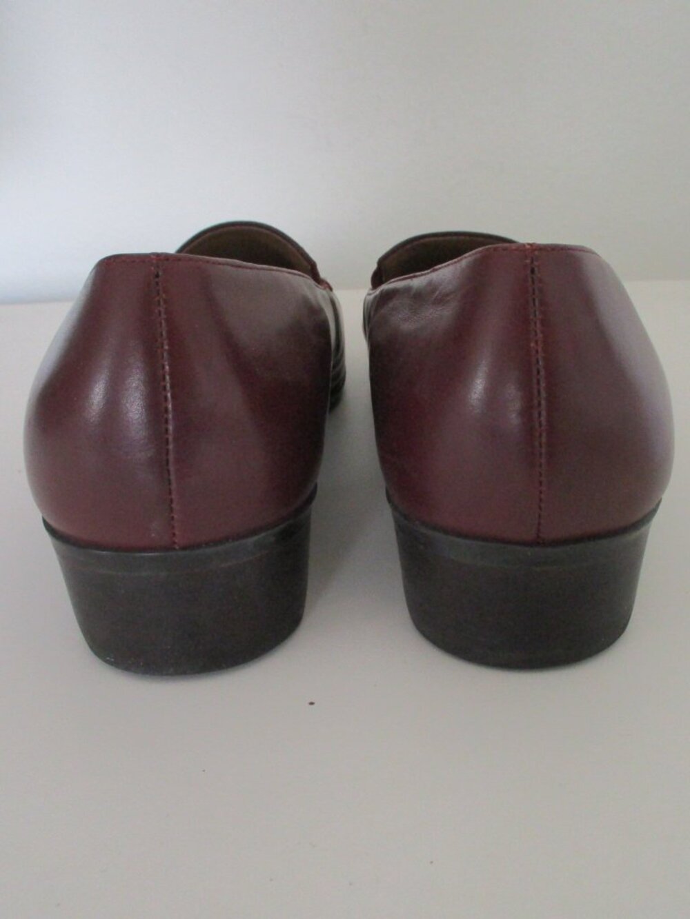 Munro American Womens Cordovan Leather Flat Dress Loafer w/Block Heel - Size 9B - Picture 6 of 7